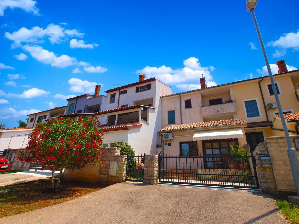 Apartment Puzar 389 Póla Kültér fotó
